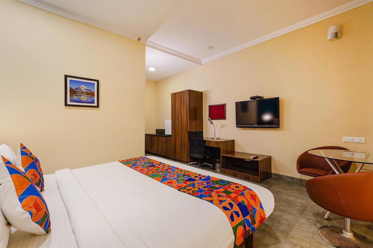 Fabhotel Chris - Nr Vydehi Hospital Bangalore Exteriör bild